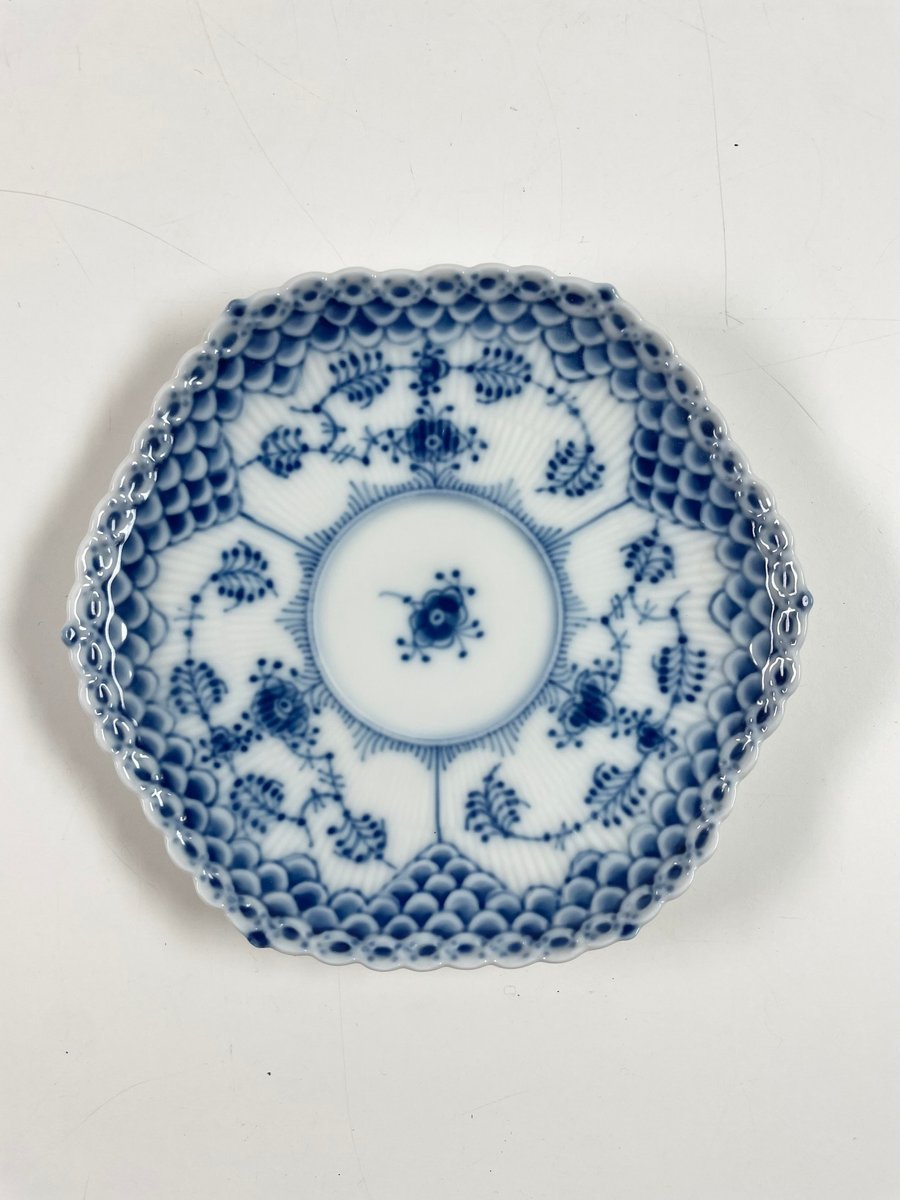 Royal Copenhagen helblonde underkop nr 1036