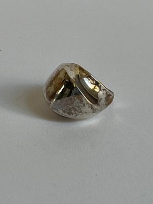 Minimalistisk bred organisk blank sølv ring i dansk design 925
