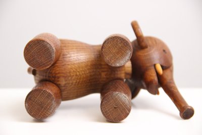 Kay Bojesen elefant i egetræ