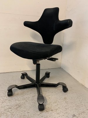 Kontorstol, Håg Capisco