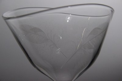 Vicke Lindstrand for Kosta Boda fjer vase