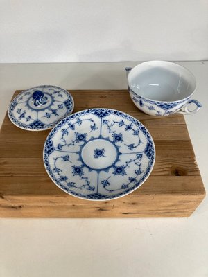 Royal Copenhagen Musselmalet Riflet Bouillon Kop