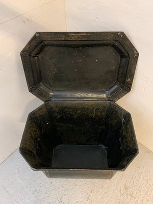 Antik brændsels-spand