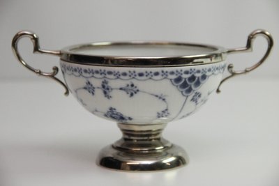 Royal Copenhagen Musselmalet halvblonde skål