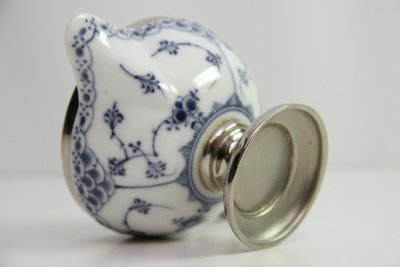 Royal Copenhagen Musselmalet Halvblonde flødekande