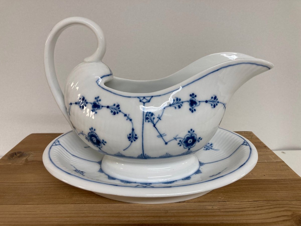 Royal Copenhagen Musselmalet Riflet Sauce Båd