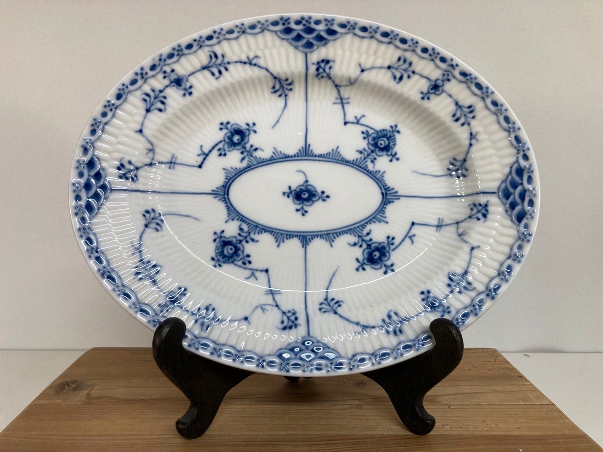 Royal Copenhagen Musselmalet Riflet Fad