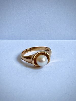 Hermann Siersbøl 14 kt perle ring i organisk form af guld