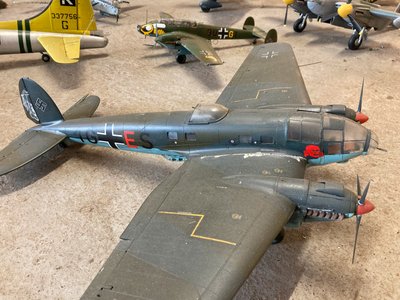 Samling store modelfly