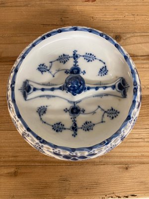 Royal Copenhagen Musselmalet Riflet Fad