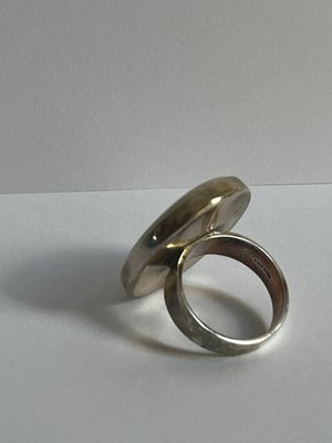 From sølv ring