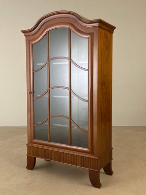 Vitrine skab med glaslåge