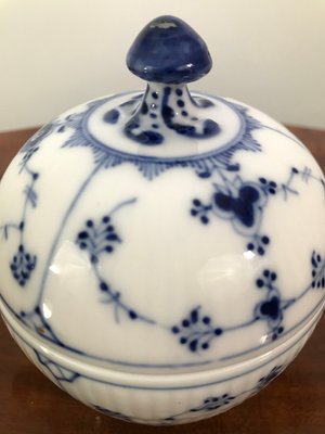 Royal Copenhagen sukkerskål nr. 244