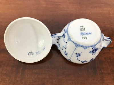 Royal Copenhagen sukkerskål nr. 244