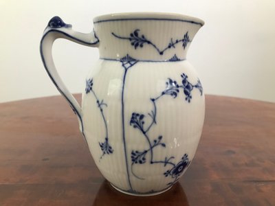 Royal Copenhagen kande nr. 159