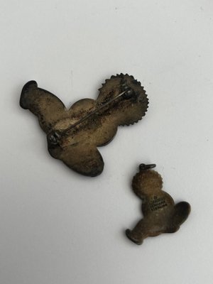 A. Dragsted broche og vedhæng Inuit eskimo motiv i 925 sølv med emalje