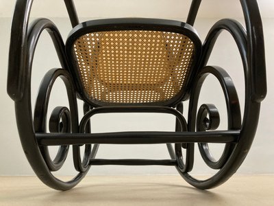 Thonet inspireret gyngestol