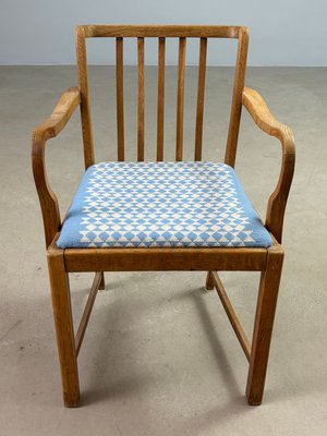 Armstol i egetræ
