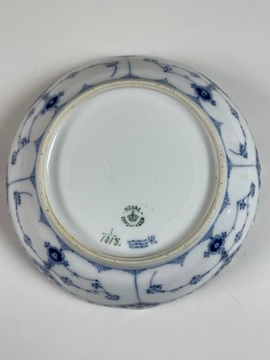 Royal Copenhagen helblonde skål nr. 1018