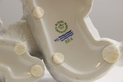 Royal Copenhagen Allan Therkelsen isbjørnefigur model 324