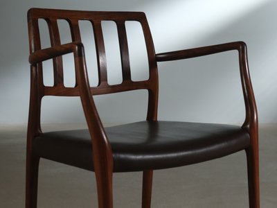 N.O. Møller armstol