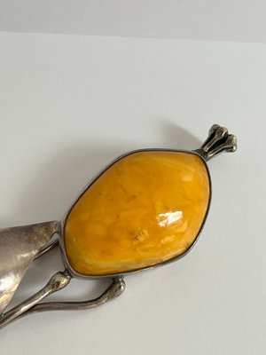 Rav sølv broche