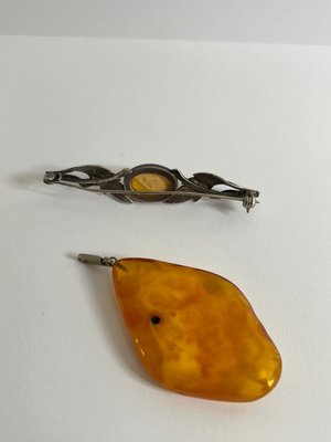Rav sæt broche og vedhæng