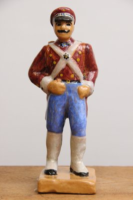 Porcelæn figur af postbud eller soldat – 1946