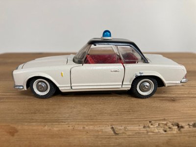 Tekno Mercedes 280