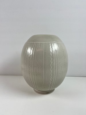 Aluminia vase