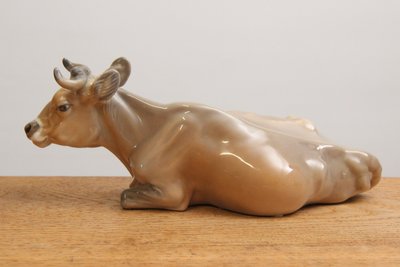 Jeanne Grut for Royal Copenhagen ko nr. 4683