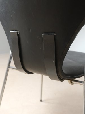 Arne Jacobsen 7er stol med armlæn