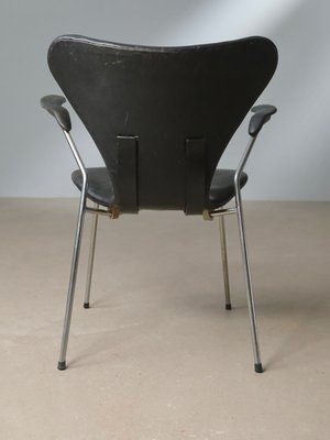 Arne Jacobsen 7er stol med armlæn