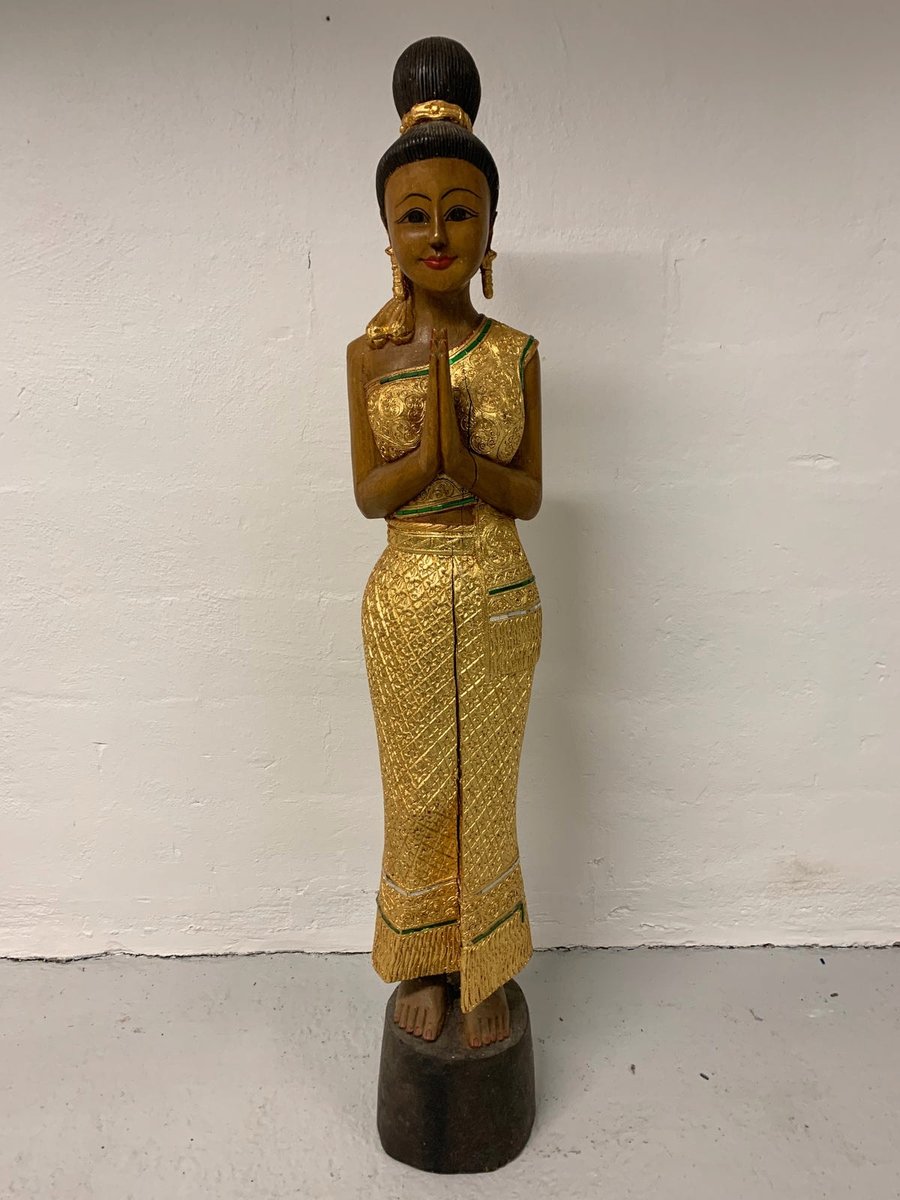 Asiatisk træfigur