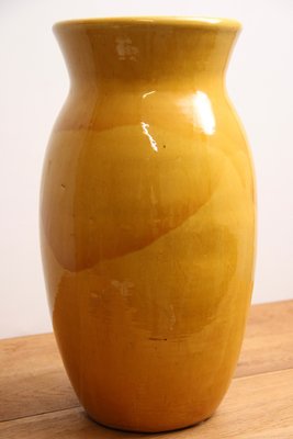 Gul keramik vase