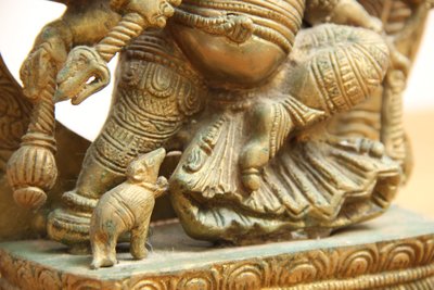 Antik hinduistisk Ganesha figur i messing