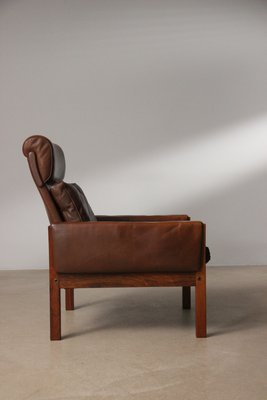 Hans J. Wegner AP62 lænestol i teak og læder
