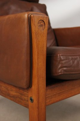 Hans J. Wegner AP62 lænestol i teak og læder