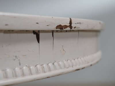 Antikt ovalt spisebord