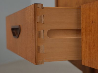 Høj skænk i palisander og teak