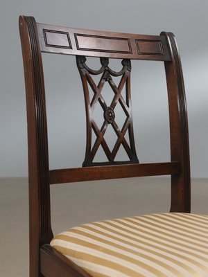 12 stk. elegante Hepplewhite spisestuestole