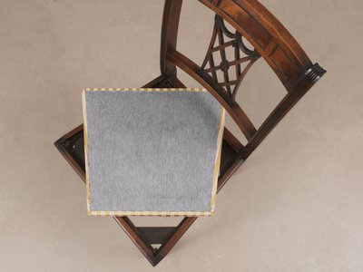 12 stk. elegante Hepplewhite spisestuestole