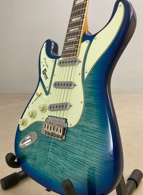 Burns London King Cobra Blue Elektrisk Guitar i Blå Flame Finish