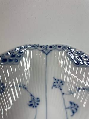 Royal Copenhagen Musselmalet Halvblonde Fad nr. 1/708