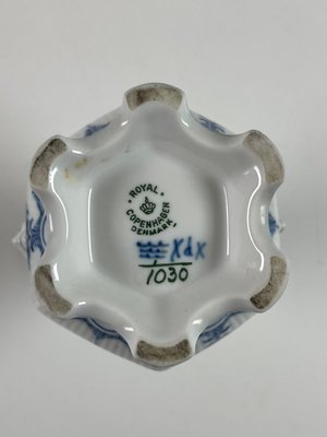 Royal Copenhagen Musselmalet Halvblonde Kande med Låg, nr. 1030