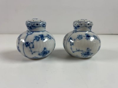 Royal Copenhagen salt og peber sæt nr. 711 712