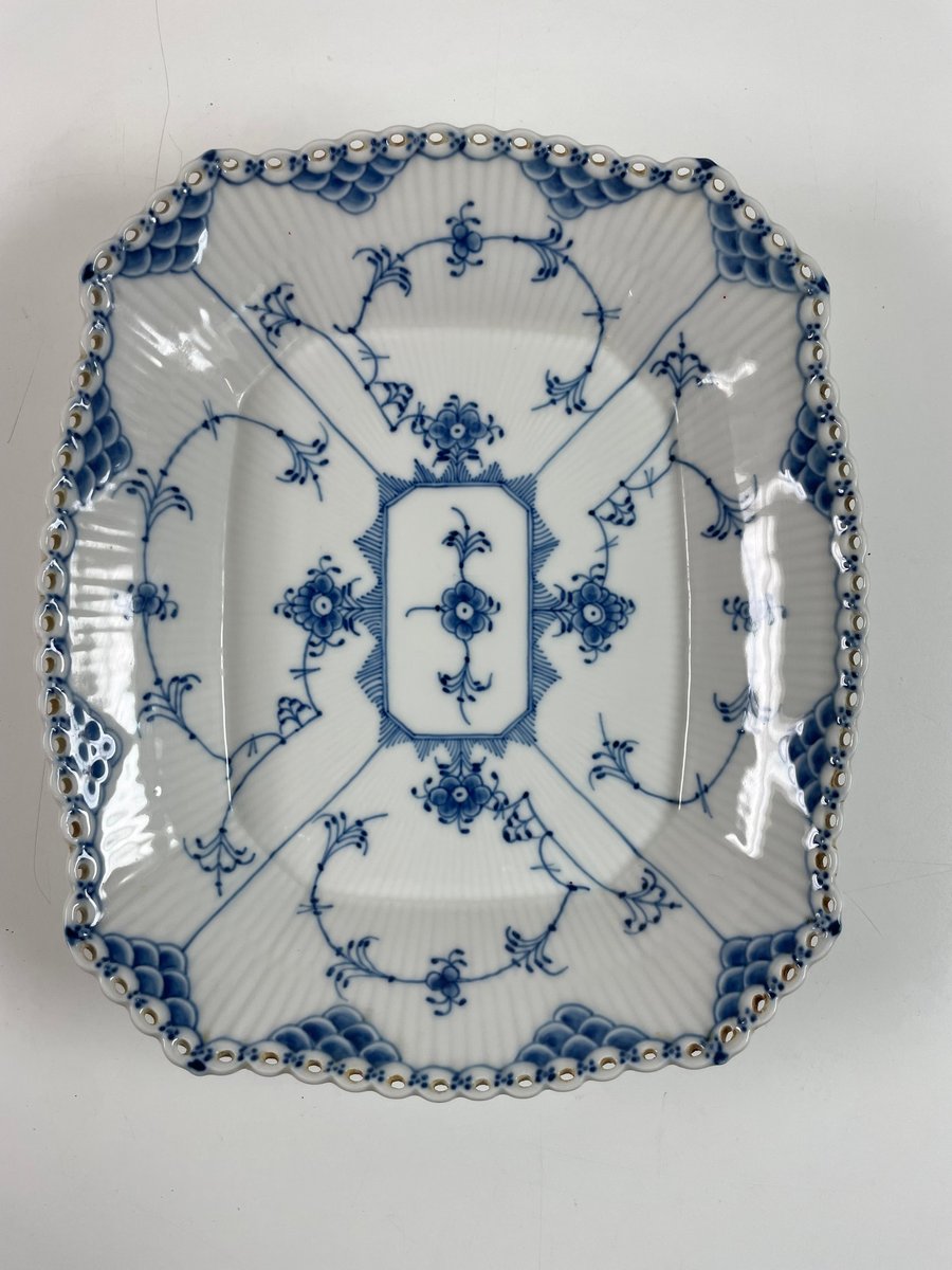 Royal Copenhagen fad nr. 1143