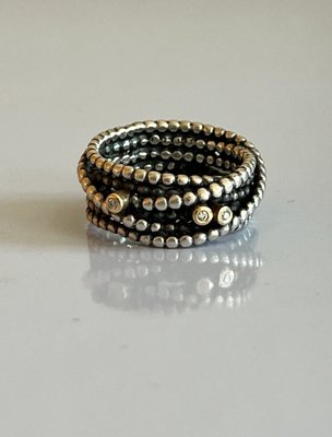 Unika Guldsmede ring med diamanter
