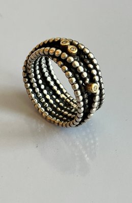 Unika Guldsmede ring med diamanter