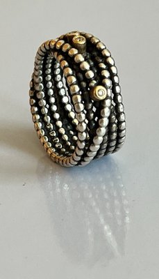 Unika Guldsmede ring med diamanter